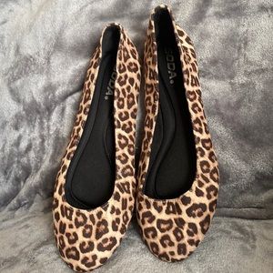 Flats size 8